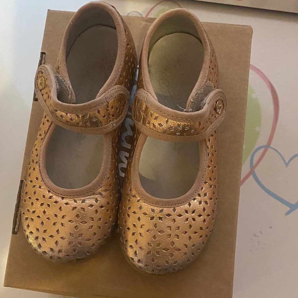 Naturino Girls Gold Metallic Mary Jane Dress Shoes